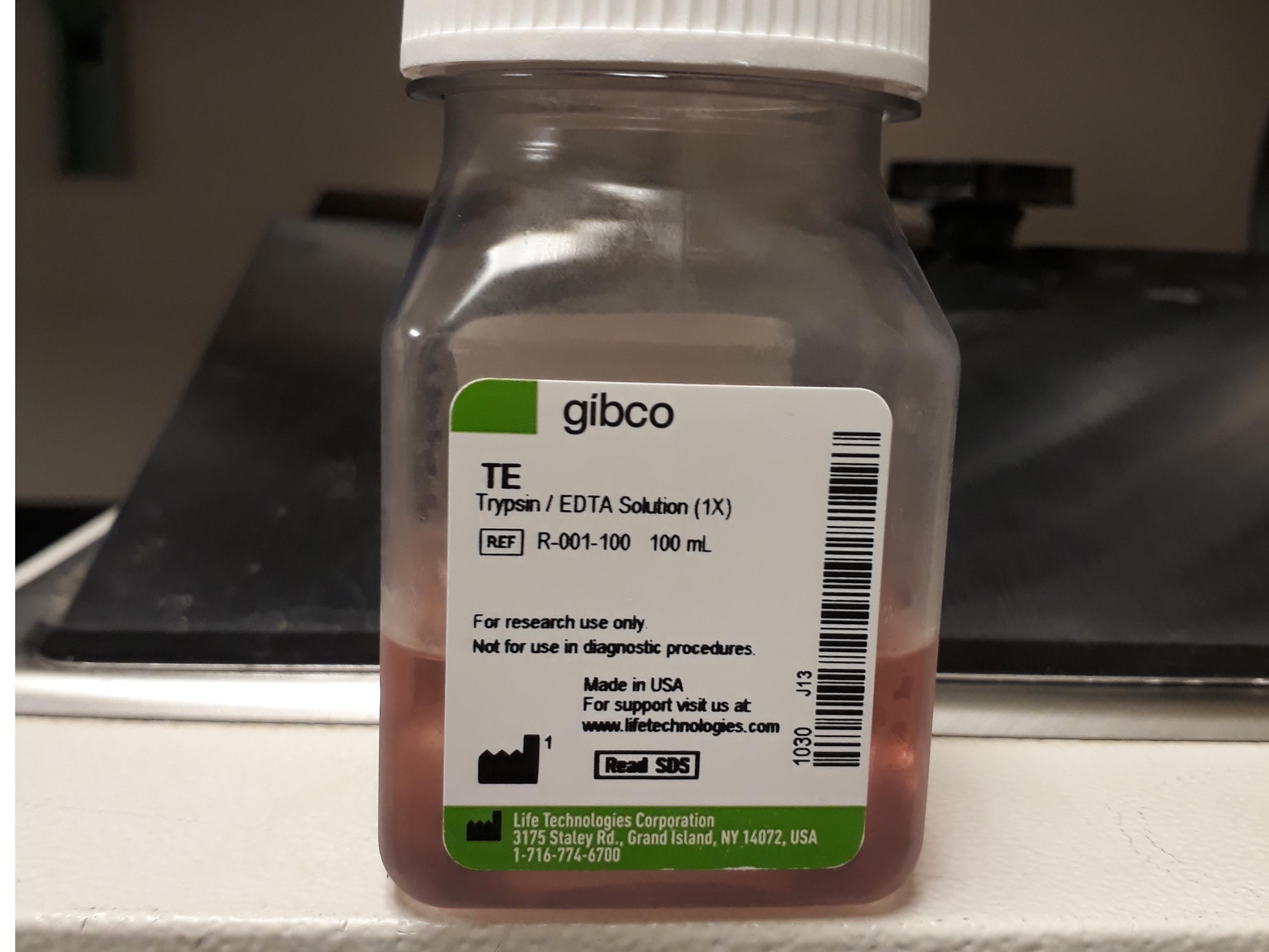 Trypsin EDTA Solution For Cell Dissociation Biocompare Kit
